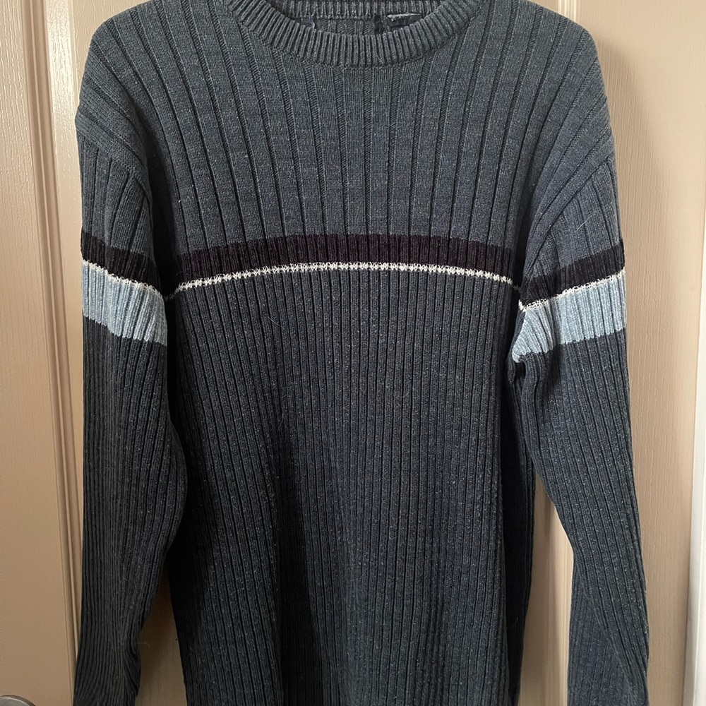 Gray and Black Crewneck Sweaters with Ribbed Texture